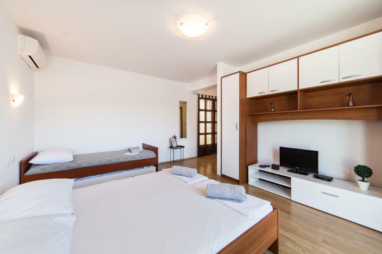 Apartments Barbir プロチェ エクステリア 写真